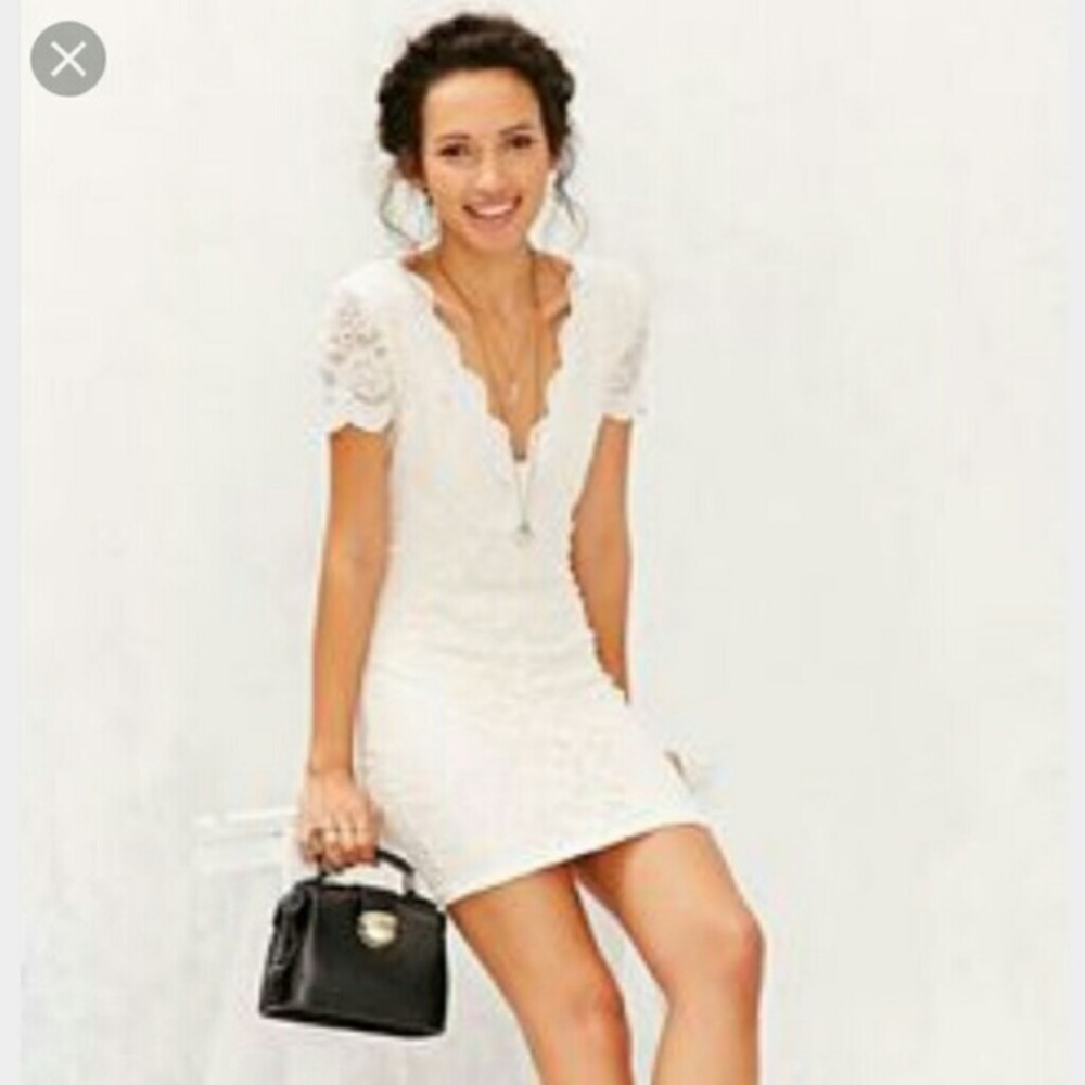 Urban Outfitters Kimchi Blue scallop lace dress